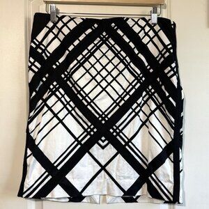 WHITE HOUSE BLACK MARKET | Black White Pencil Skirt Abstract Grid |‎ Size 12